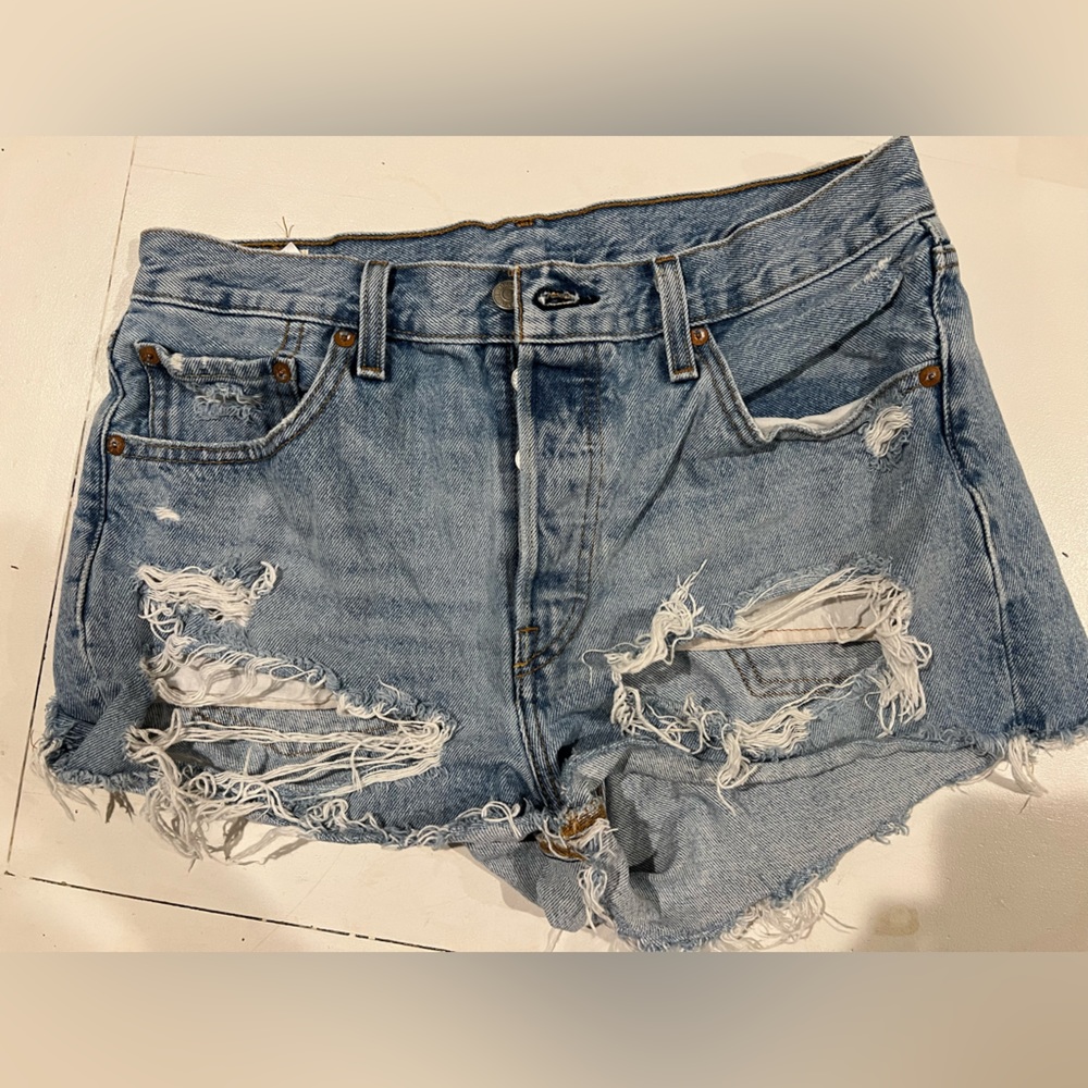 Women’s Levi 501 shorts